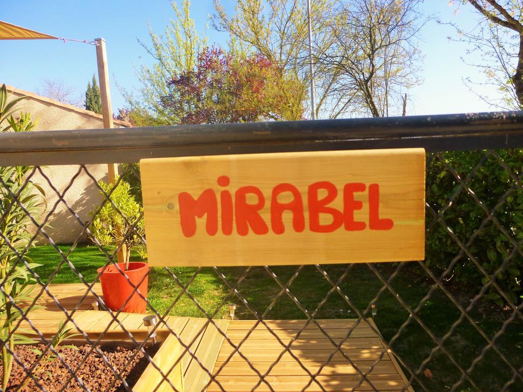 Chambre D'Hotes "Mirabel" Saint-Jean  Oda fotoğraf