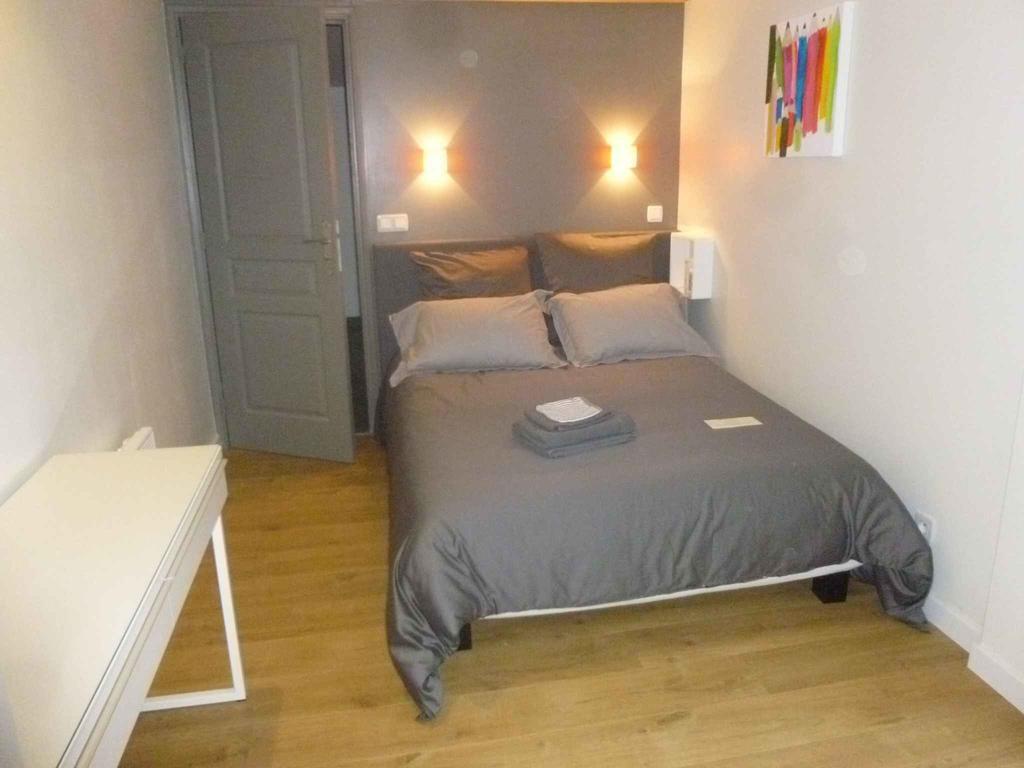 Chambre D'Hotes "Mirabel" Saint-Jean  Oda fotoğraf